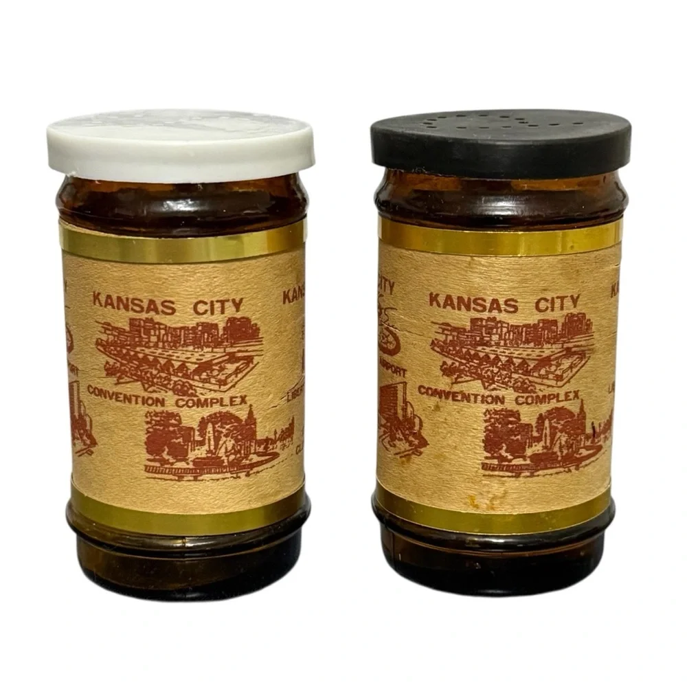 Vintage Amber Glass & Wood Kansas City Souvenir Salt & Pepper Shakers